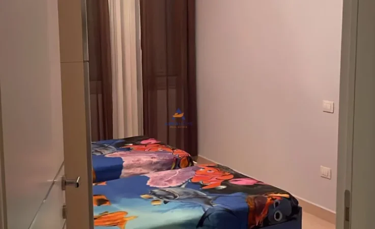 Tirane, jepet me qera apartament 2+1+Ballkon Kati 9, 96 m² 550 € (PRANE ARTISTIT,UNAZA E RE)