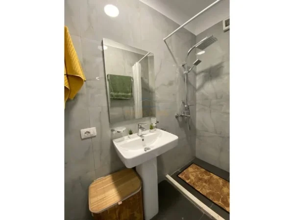 Tirane, shitet garsonier 1+1 Kati 4, 36 m² 82.000 € (Komuna e Parisit)