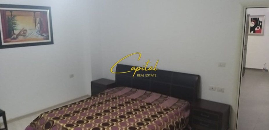 Tirane, jepet me qera apartament 3+1 Kati 3, 160 m² 800 € (RRUGA E DIBRES)