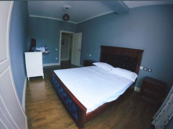 Tirane, jepet me qera apartament 2+1+BLK Kati 3, 112 m² 600 Euro (Shyqyri Brari)