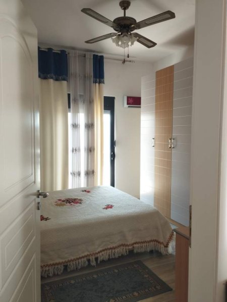 Shqiperi, jap me qera Vile 2 Katshe Kati 2, 130 m² 600 Euro (Ymer Prizreni Shkoze)