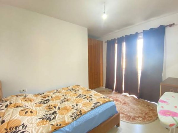 Tirane, jepet me qera apartament 1+1+BLK Kati 2, 65 m² 450 Euro (Komuna e Parisit)