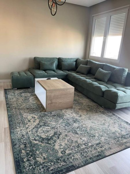 Tirane, jepet me qera apartament Kati 6, 105 m² 400 Euro (Rruga e dibres)