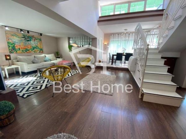 Tirane, jepet me qera apartament duplex 3+1+A+BLK Kati 7, 250 m² 1.500 Euro (Rruga Pjeter Bogdani)