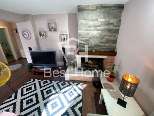 Tirane, jepet me qera apartament duplex 3+1+A+BLK Kati 7, 250 m² 1.500 Euro (Rruga Pjeter Bogdani)