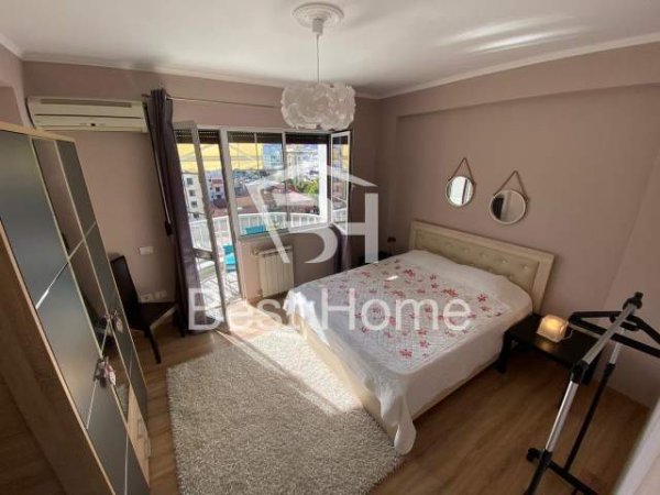 Tirane, jepet me qera apartament duplex 3+1+A+BLK Kati 7, 250 m² 1.500 Euro (Rruga Pjeter Bogdani)