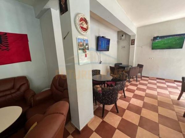 Korce, shitet ambjent biznesi Kati 0, 72 m² 70.000 Euro (Lagjia 16, Korçë)