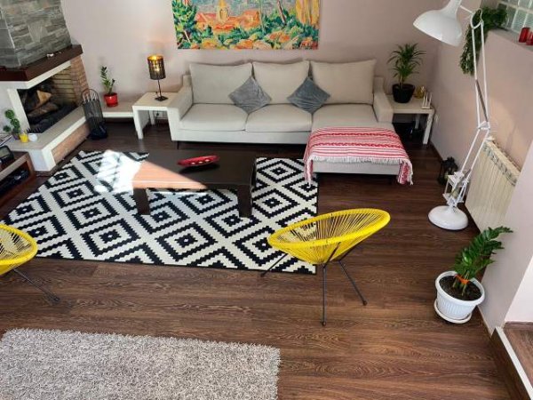 Tirane, jepet me qera apartament 3+1+BLK Kati 7, 190 m² 1.500 Euro (Rr."Pjetër Bogdani")