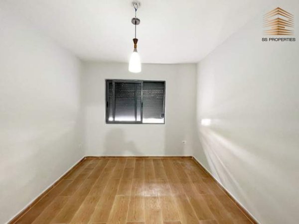 Tirane, shitet apartament 1+1 Kati 0, 54 m² 70.000 Euro (Xhamlliku)