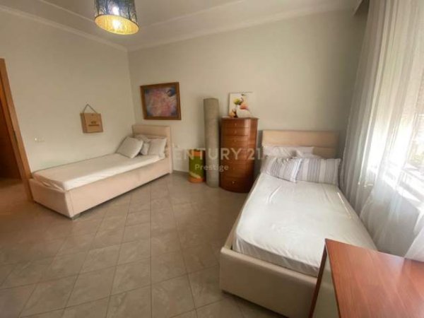 Tirane, jepet me qera apartament 2+1+A+BLK Kati 9, 110 m² 600 Euro (Prane Juridikut)