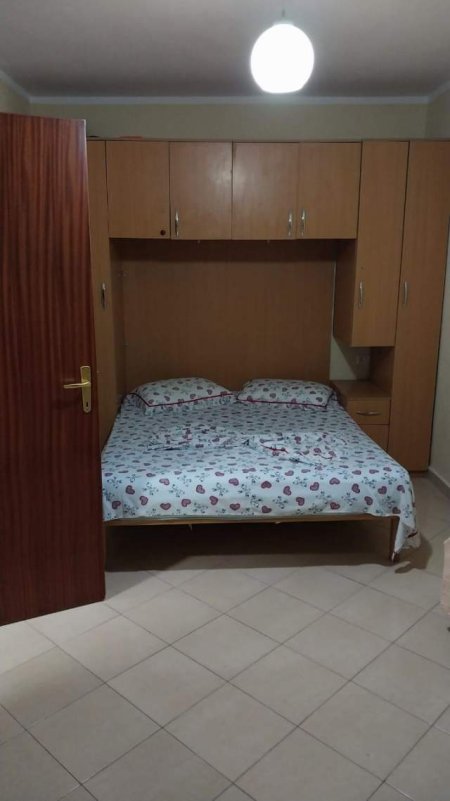 Golem, jepet me qera apartament ne plazh 1+1+A+BLK Kati 2, 62 m² 35 Euro (PLAZHIT)