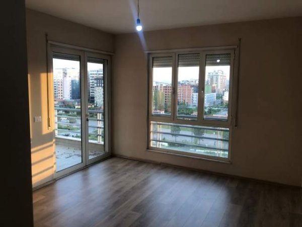 Tirane,Jepet me Qera Apartament 2+1+BLK Kati 7, 147 m² 500 Euro (Karl Gega)