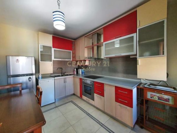 Tirane, shitet apartament duplex 2+1+A+BLK Kati 5, 160 m² 135.000 Euro (Ish restorant Durresi)