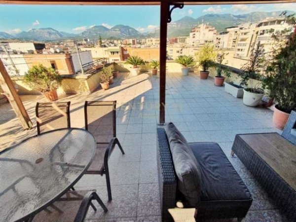Tirane, shitet apartament duplex 2+1+A+BLK Kati 5, 160 m² 135.000 Euro (Ish restorant Durresi)