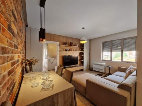 Tirane, jepet me qera apartament 1+1+BLK Kati 3, 55 m² 550 Euro (Selvia, Gjimnazi Partizani)