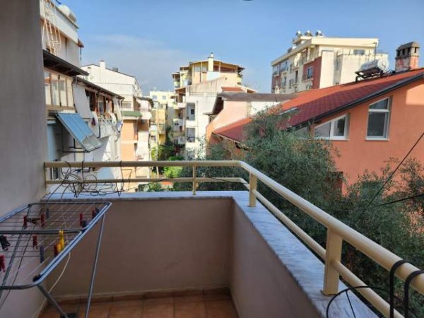 Tirane, shitet apartament 1+1+BLK Kati 3, 76 m² 96.000 Euro (bill klinton)