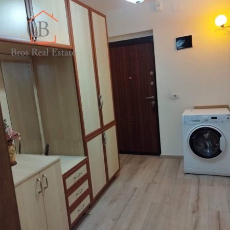 Tirane, jepet me qera apartament 1+1 58 m² 380 Euro