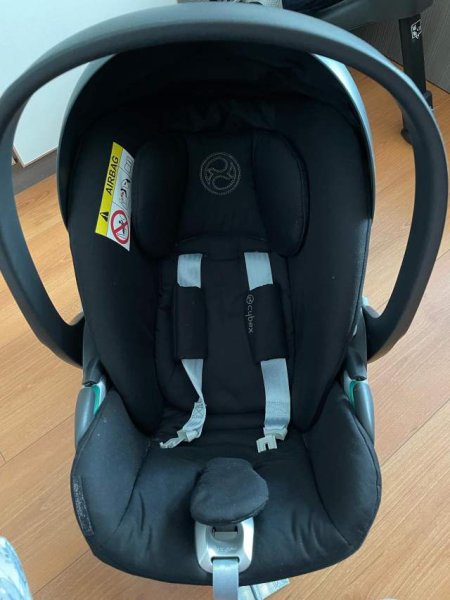 Tirane, shes Shes Carseat me bazen isofix 400 Euro