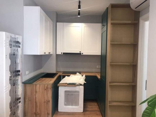Tirane, jepet me qera apartament 1+1+BLK Kati 3, 65 m² 450 Euro (RRUGA HAMDI SINA, LIQENI I THATE)