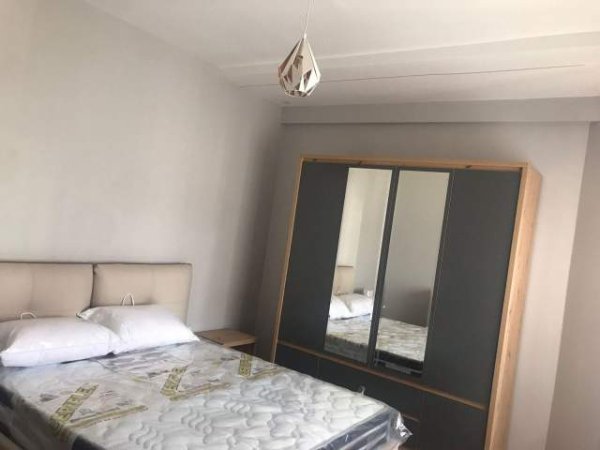 Tirane, jepet me qera apartament 1+1+BLK Kati 3, 65 m² 450 Euro (RRUGA HAMDI SINA, LIQENI I THATE)