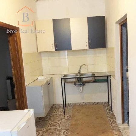 Tirane, jepet me qera shtepi 25.000 Leke