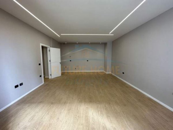 Tirane, shitet apartament 1+1 Kati 2, 74 m² 89.000 Euro (Brryli)