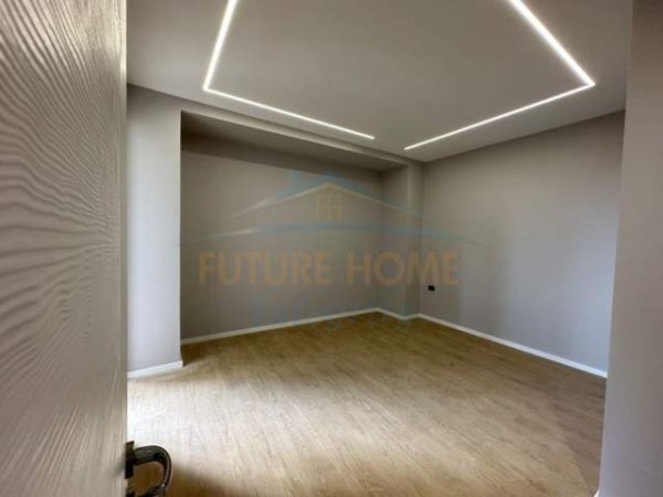 Tirane, shitet apartament Kati 2, 75 m² 89.000 Euro (Brryli)