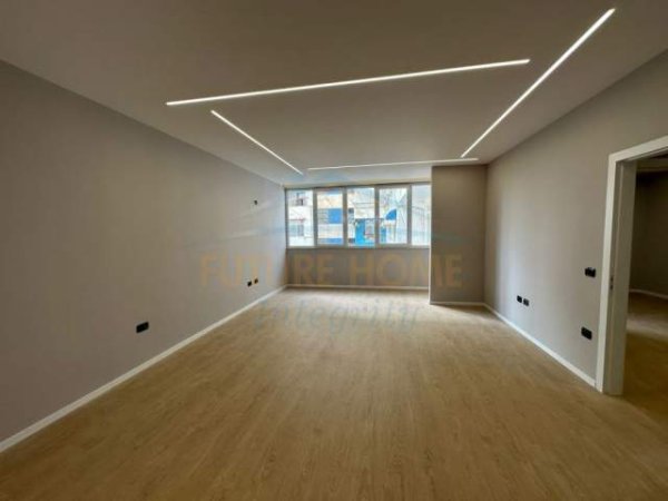 Tirane, shitet apartament 1+1+BLK Kati 2, 74 m² 89.000 Euro (Brryli)