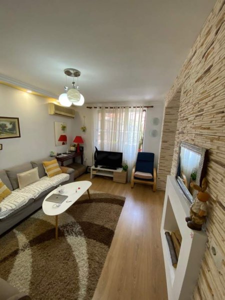 Tirane, shitet apartament 1+1+A Kati 2, 64 m² 110.000 Euro (PAZARI RI)