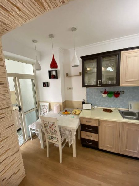 Tirane, shitet apartament 1+1+A Kati 2, 64 m² 110.000 Euro (PAZARI RI)