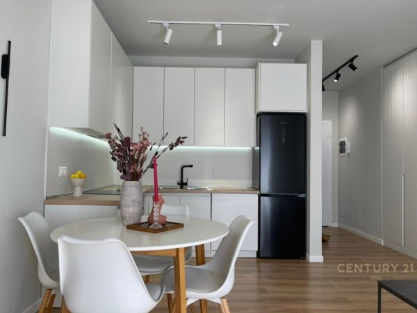 Tirane, shitet apartament 2+1 , 96 m² 230.000 € 