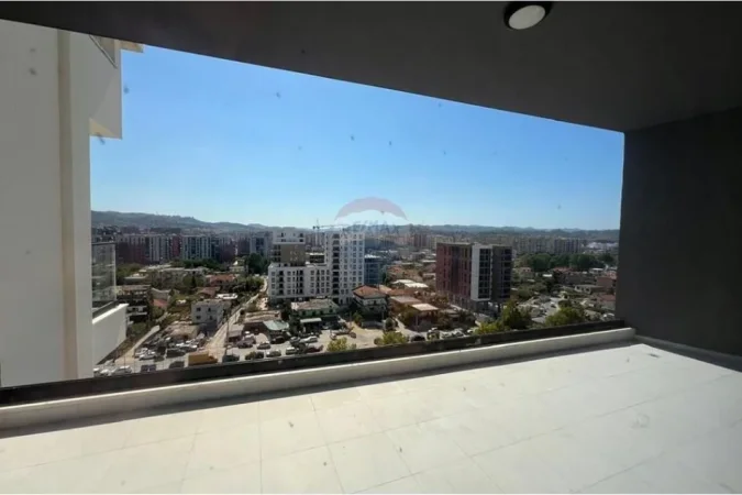 Tirane, shitet apartament 1+1 Kati 10, 85 m² 130.000 € (Fusha e Aviacionit)