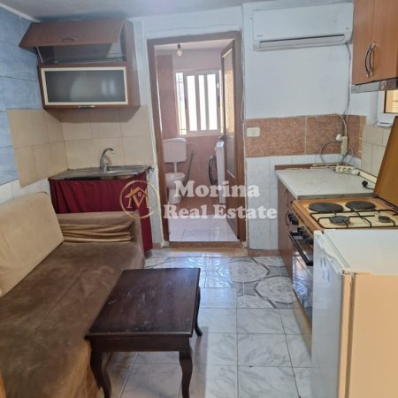 Tirane, jepet me qera garsonier Kati 1, 35 m² 250 € (Laprake)