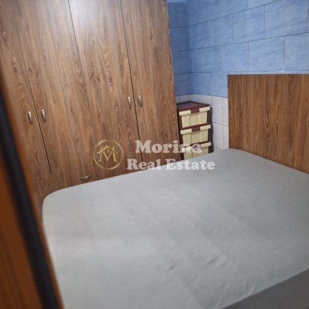 Tirane, jepet me qera garsonier Kati 1, 35 m² 250 € (Laprake)