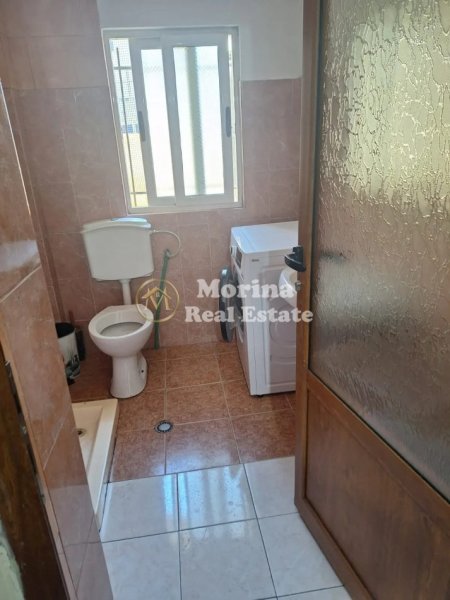 Tirane, jepet me qera garsonier Kati 1, 35 m² 250 € (Laprake)