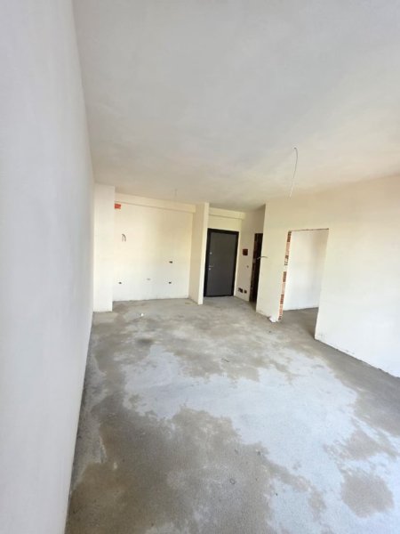 Tirane, shitet apartament 1+1 Kati 5, 65 m² 109.000 € (Pranë Spitalit Amerikan 2, Përballë QSUT)