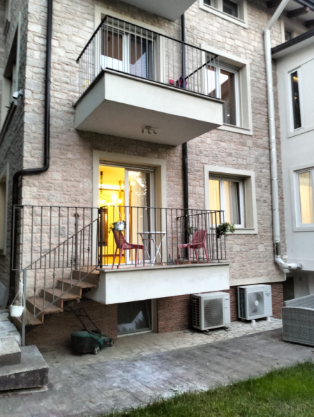 Tirane, jepet me qera Vile 3+1 Kati 1, 200 m² 2.000 € (Rezidenca Secret Garden ((MLS # 530581008-40)