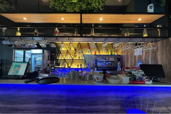 Tirane, shitet bar-kafe , 73 m² 260.000 € (Yzberisht, Bulevardi Migjeni)