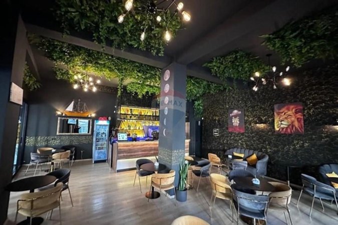 Tirane, shitet bar-kafe , 73 m² 260.000 € (Yzberisht, Bulevardi Migjeni)