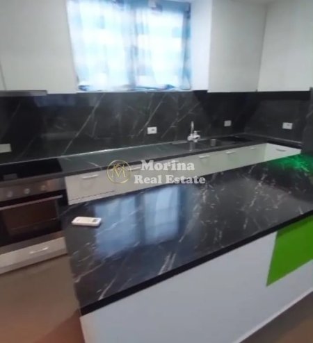 Tirane, jepet me qera shtepi 2+1 Kati 2, 130 m² 350 € (Mullet)