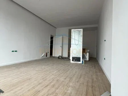 Tirane, shitet apartament 1+1 Kati 9, 79 m² 214.500 € 
