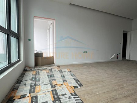 Tirane, shitet apartament 1+1 Kati 9, 79 m² 214.500 € 