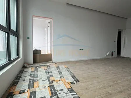 Tirane, shitet apartament 1+1 Kati 9, 79 m² 214.500 € 