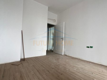 Tirane, shitet apartament 1+1 Kati 9, 79 m² 214.500 € 