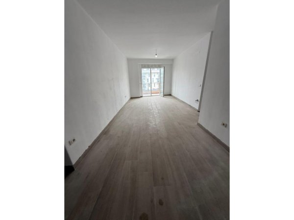 Shengjin, shitet apartament 2+1+Ballkon Kati 3, 96 m² 139.000 € 