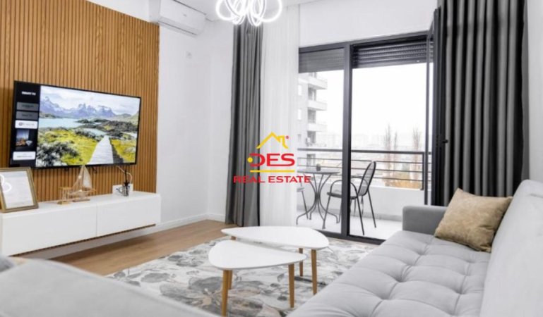 Vlore, jepet me qera apartament 2+1+Ballkon Kati 4, 110 m² 500 € (Rruga Murat Tërbaçi)