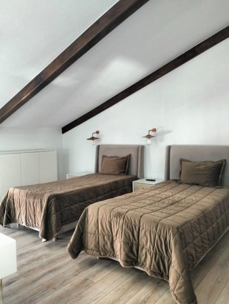 Tirane, jepet me qera apartament+verande | Penthouse 3+1 Kati 5, 230 m² 2.200 € (Rezidenca Secret Garden (MLS # 530581008-41)