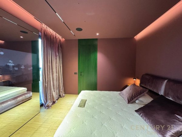 Tirane, shes apartament 3+1+Ballkon Kati 4, 150 m² 699.000 € 