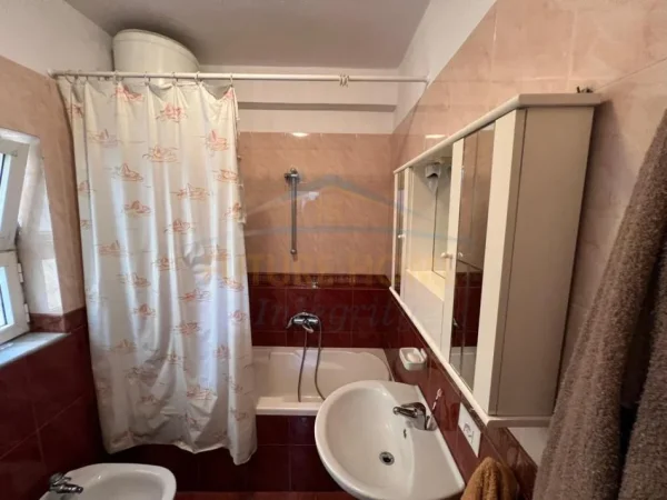 Tirane, shitet apartament 1+1 Kati 2, 68 m² 155.000 € (PAZARI I RI)