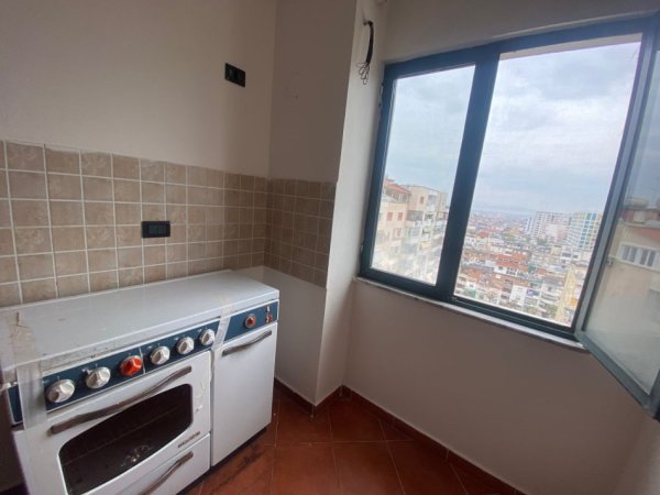 Durres, shitet apartament 1+1+Ballkon Kati 10, 82 m² 125.000 € (Abaz Celkupa)
